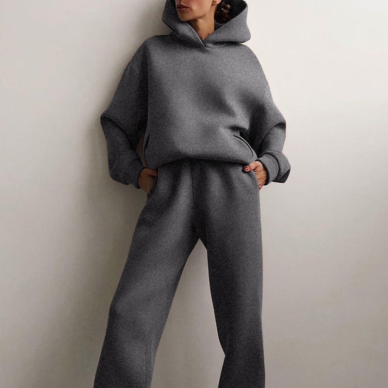 Gemütlicher Loungewear-Look mit modernem Oversized-Schnitt.